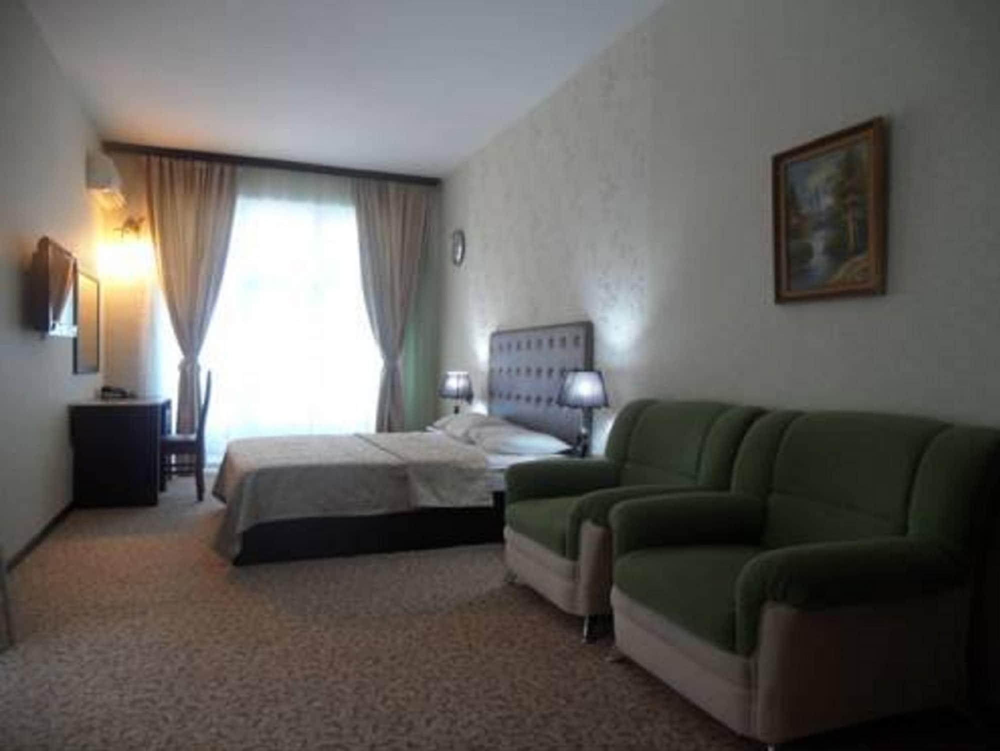 Avand Hotel Баку Екстериор снимка