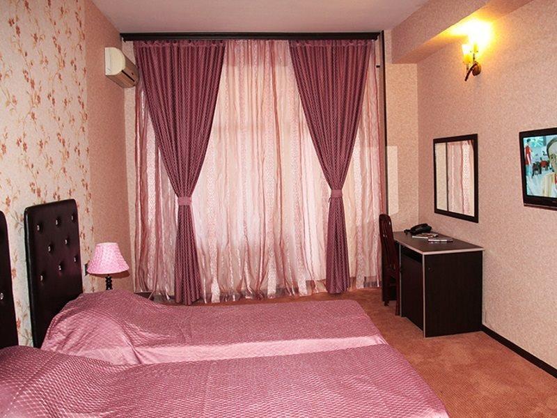 Avand Hotel Баку Екстериор снимка