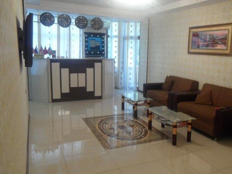 Avand Hotel Баку Екстериор снимка