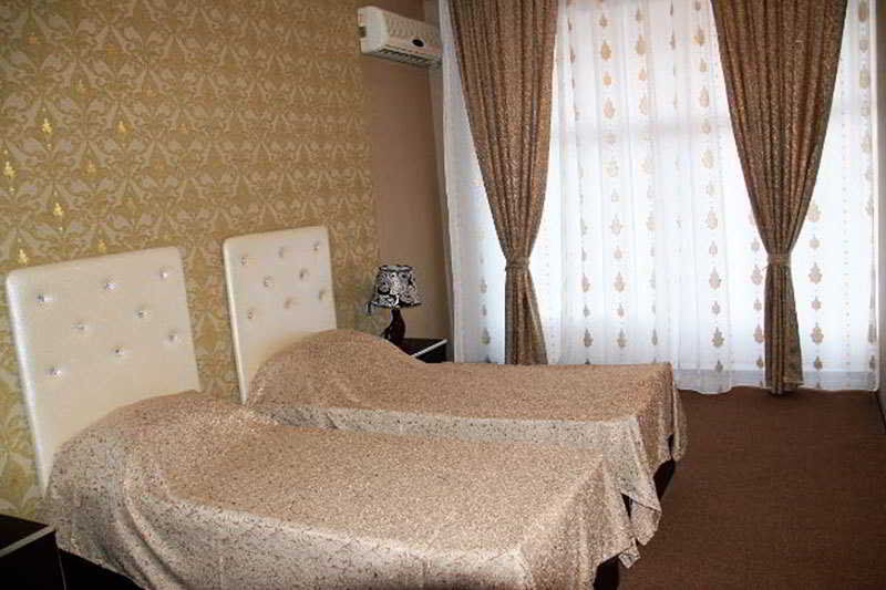 Avand Hotel Баку Екстериор снимка