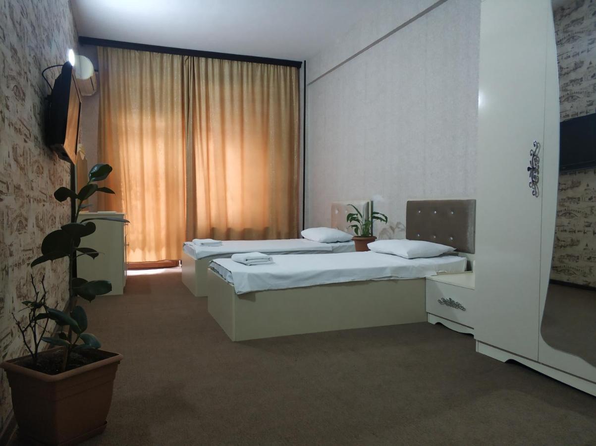 Avand Hotel Баку Екстериор снимка